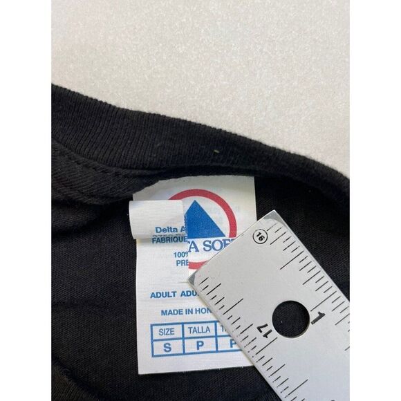 Bad Bunny World’s Hottest Tour 2022 Graphic T-shirt Women Small Black Music - Picture 5 of 6